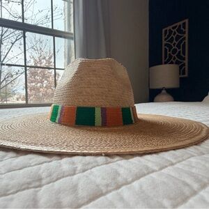 Sunshine Tienda Wide Brim Straw Hat with Colorful Band
